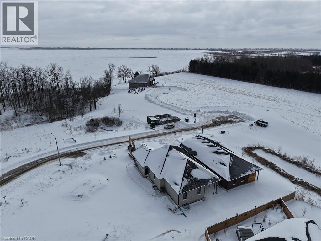 67 S Hunter Drive, Port Rowan, Ontario  N0E 1M0 - Photo 4 - 40766568