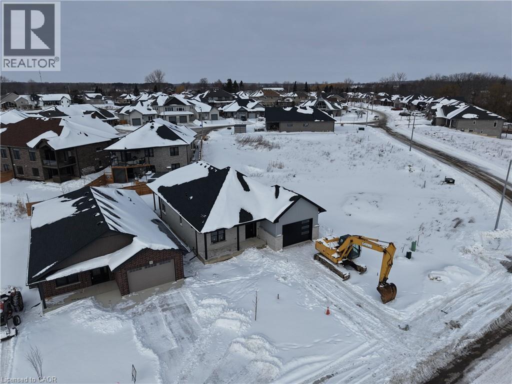 67 S Hunter Drive, Port Rowan, Ontario  N0E 1M0 - Photo 3 - 40766568