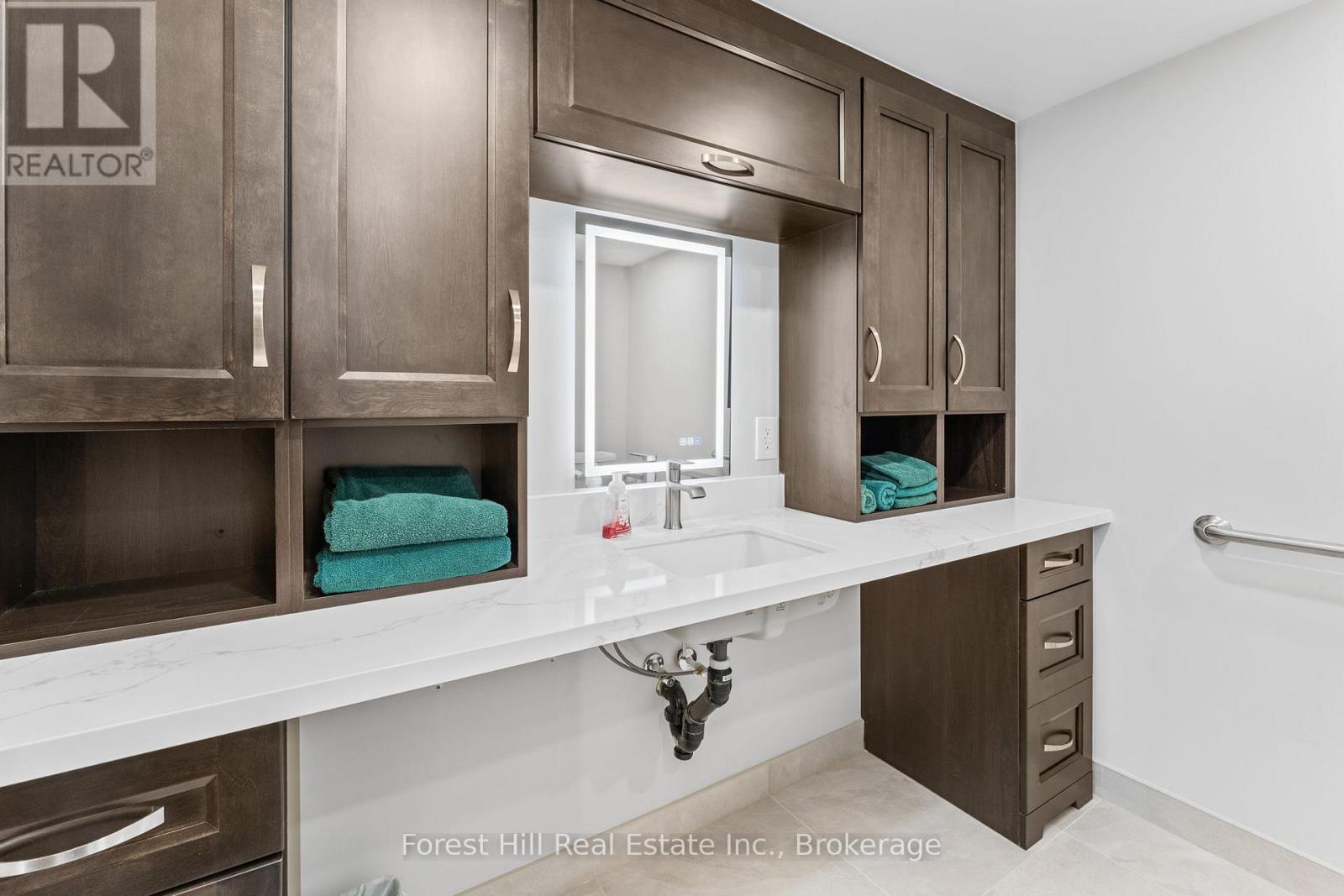 1062 Pine Lake Road, Gravenhurst, Ontario  P1P 1R2 - Photo 19 - X12747764