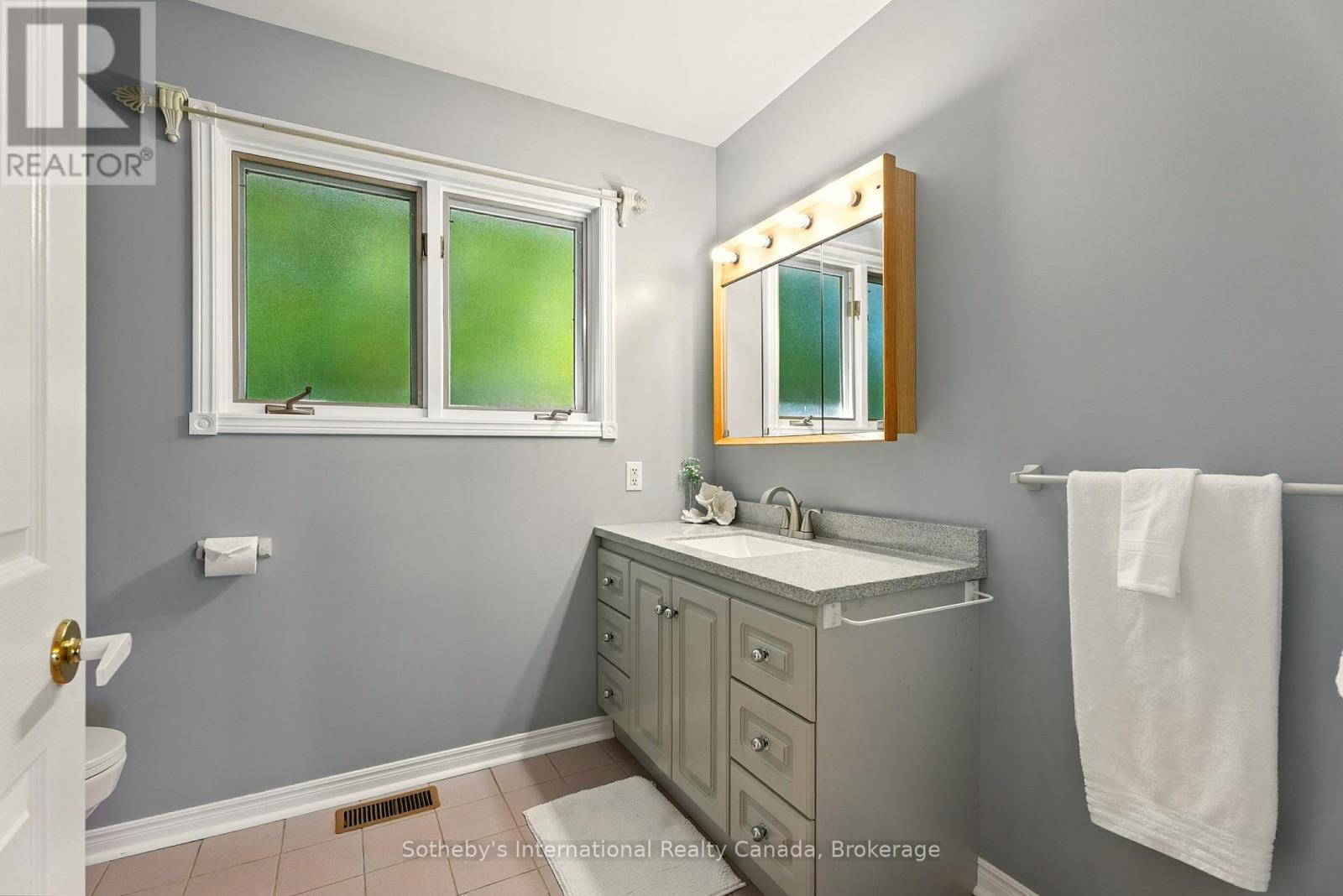 326 Chikopi Road, Magnetawan, Ontario  P0A 1P0 - Photo 27 - X12747768