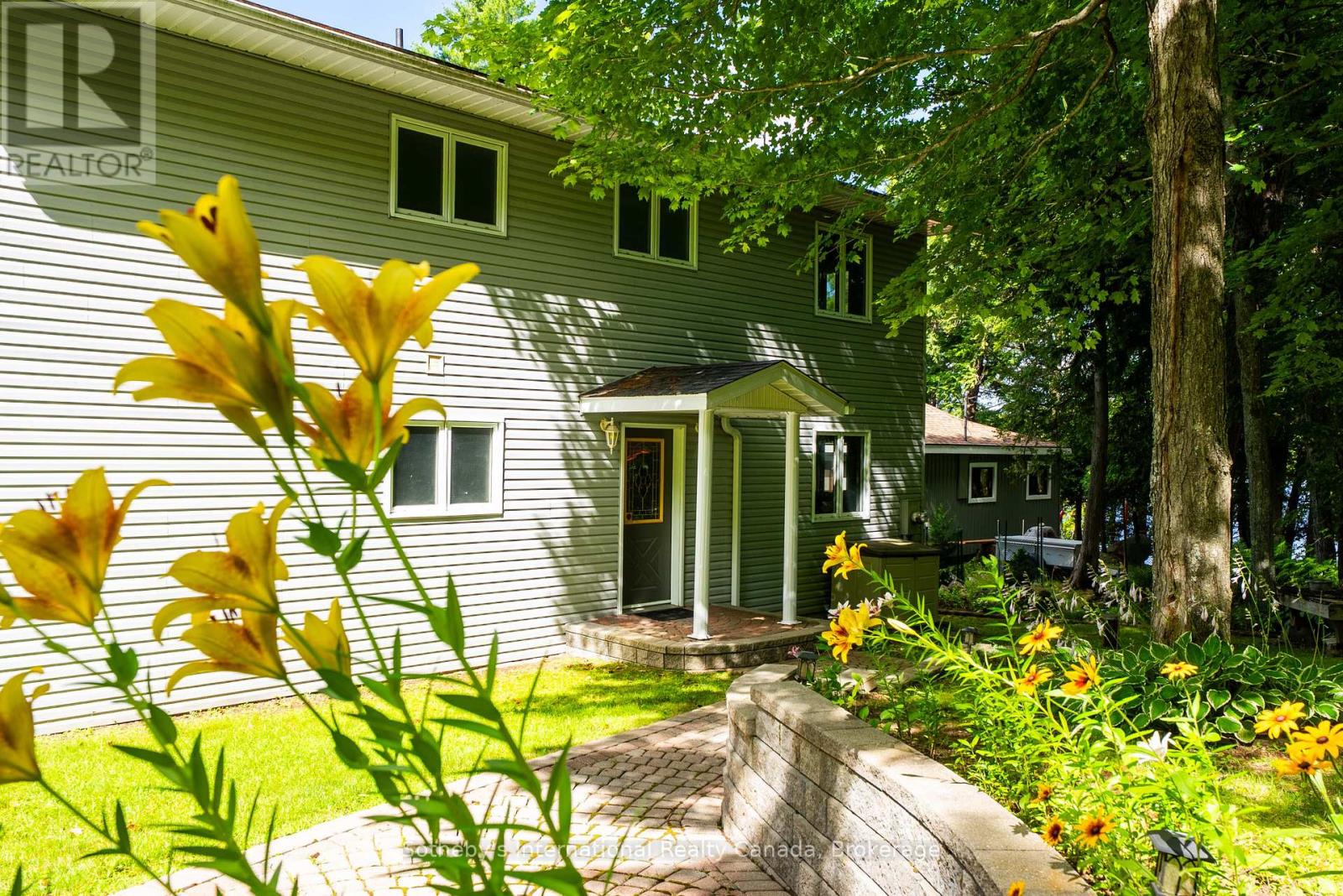 326 Chikopi Road, Magnetawan, Ontario  P0A 1P0 - Photo 6 - X12747768