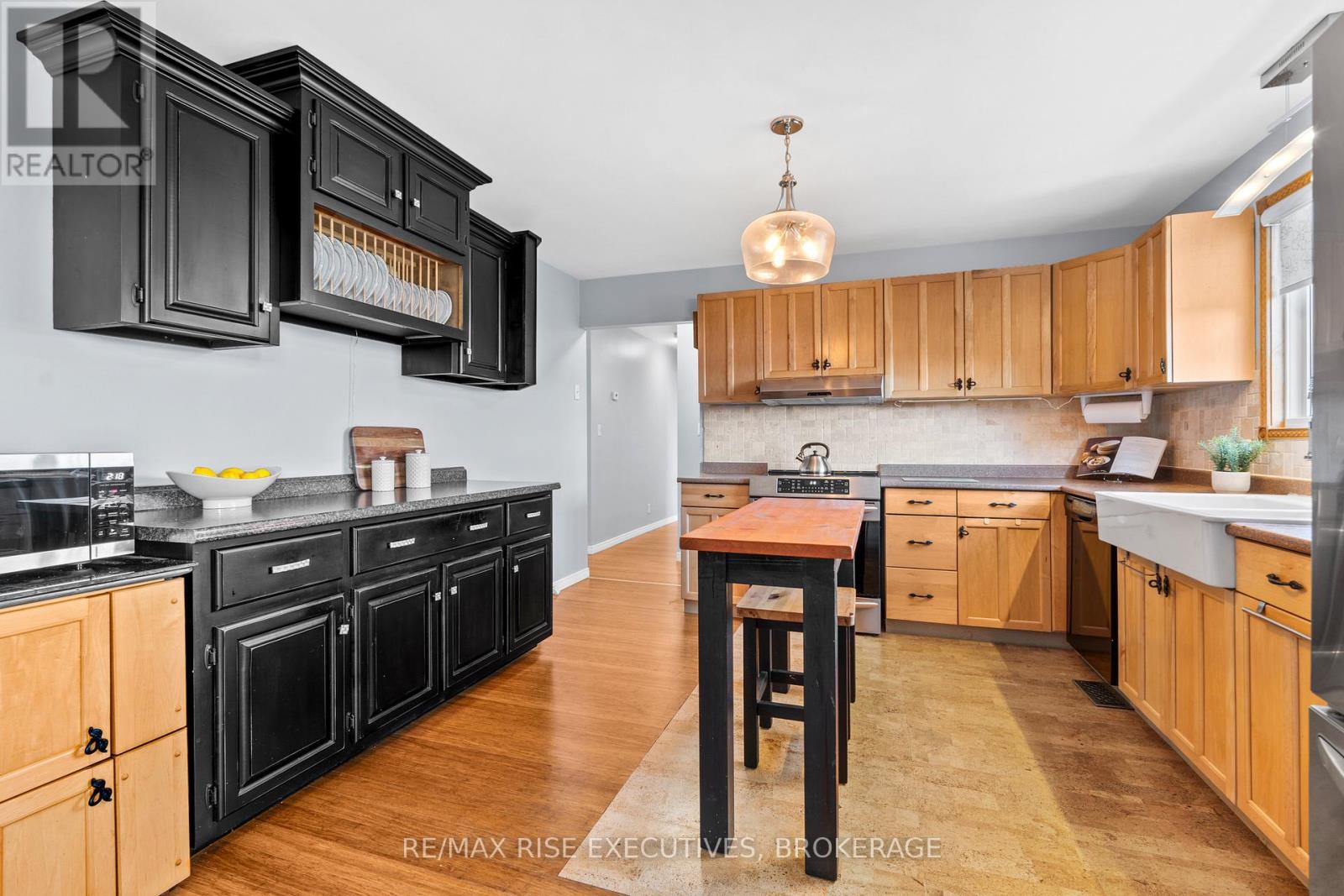 470 Dundas Street W, Greater Napanee (Greater Napanee), Ontario  K7R 2C1 - Photo 11 - X12747952