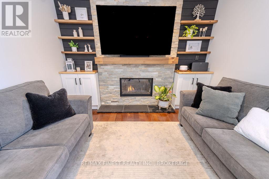 410 Briarwood Drive, Kingston (City Southwest), Ontario  K7M 7V2 - Photo 13 - X12747972