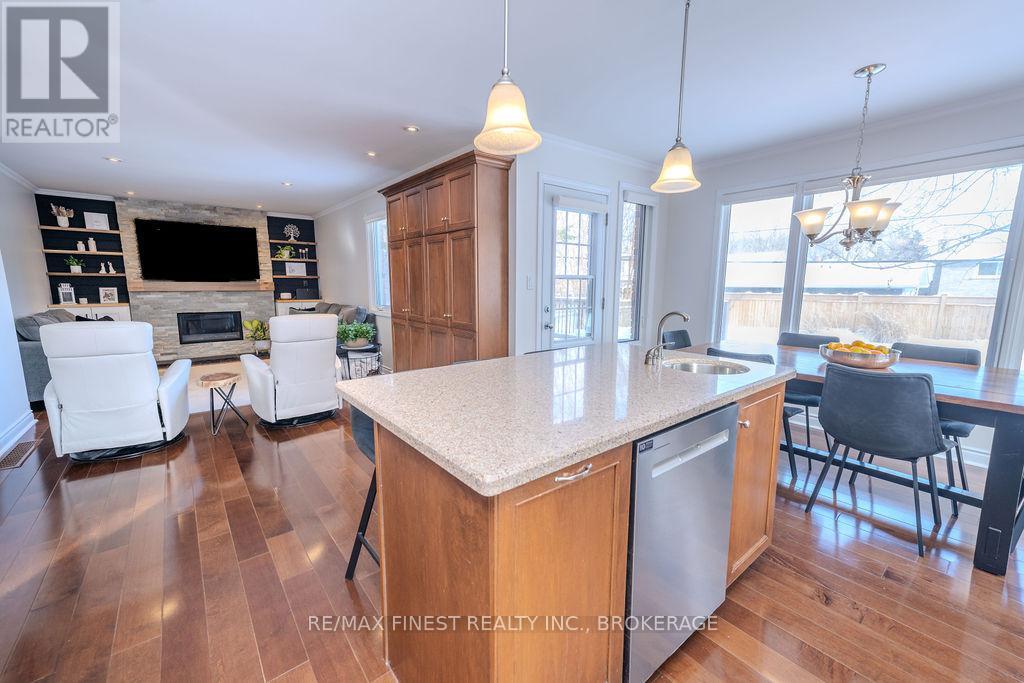 410 Briarwood Drive, Kingston (City Southwest), Ontario  K7M 7V2 - Photo 7 - X12747972