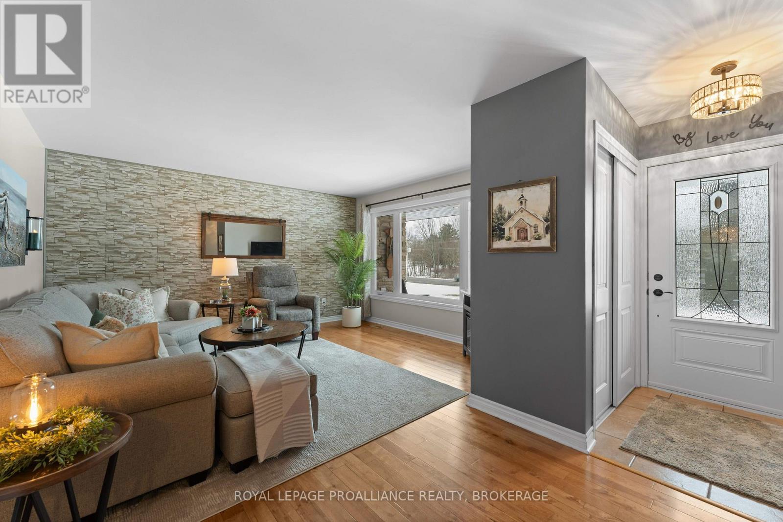 7379 County Road 2 Highway, Greater Napanee (Greater Napanee), Ontario  K7R 3K6 - Photo 6 - X12748044