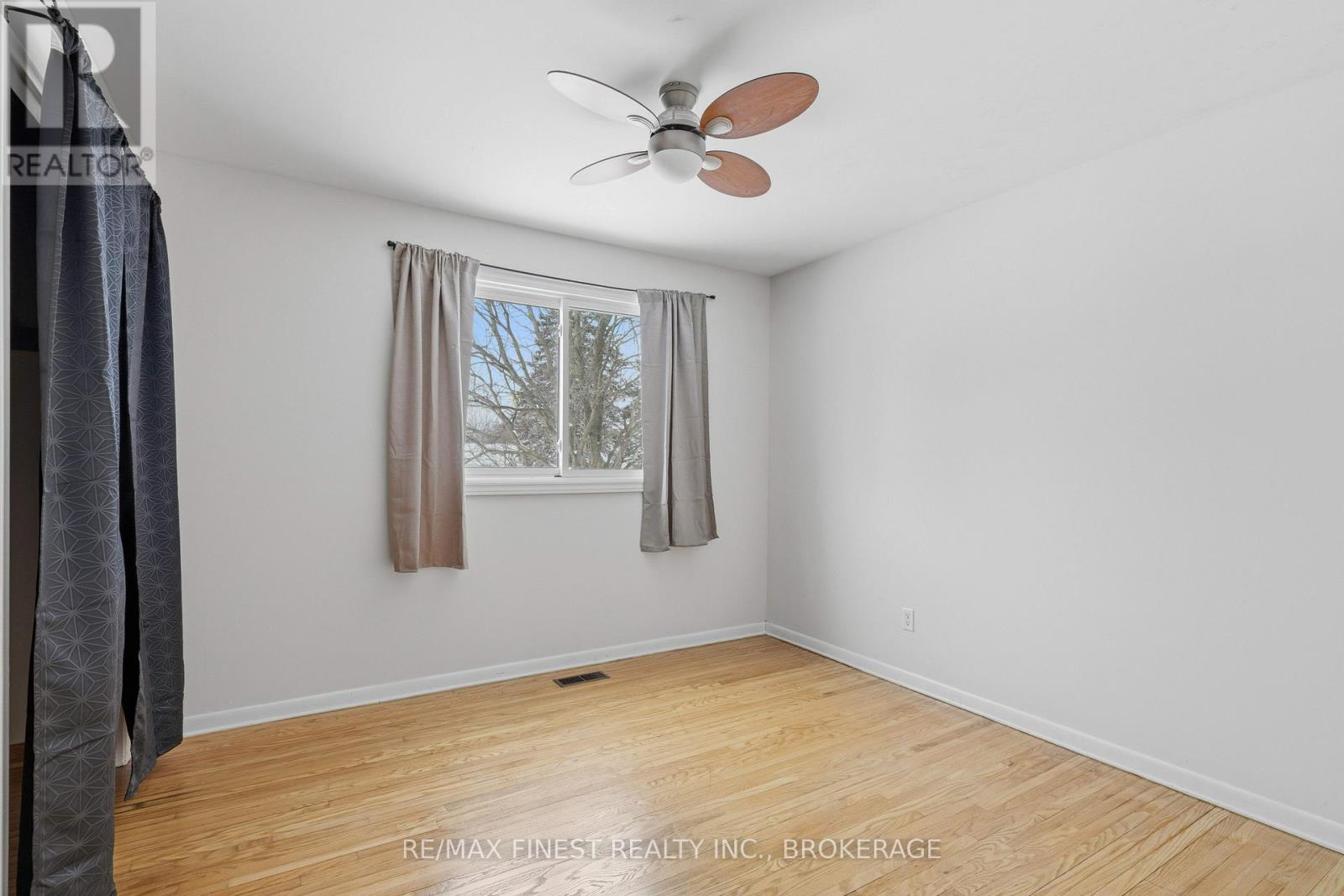 337 Avenue Road, Kingston, Ontario  K7M 1C8 - Photo 16 - X12748074