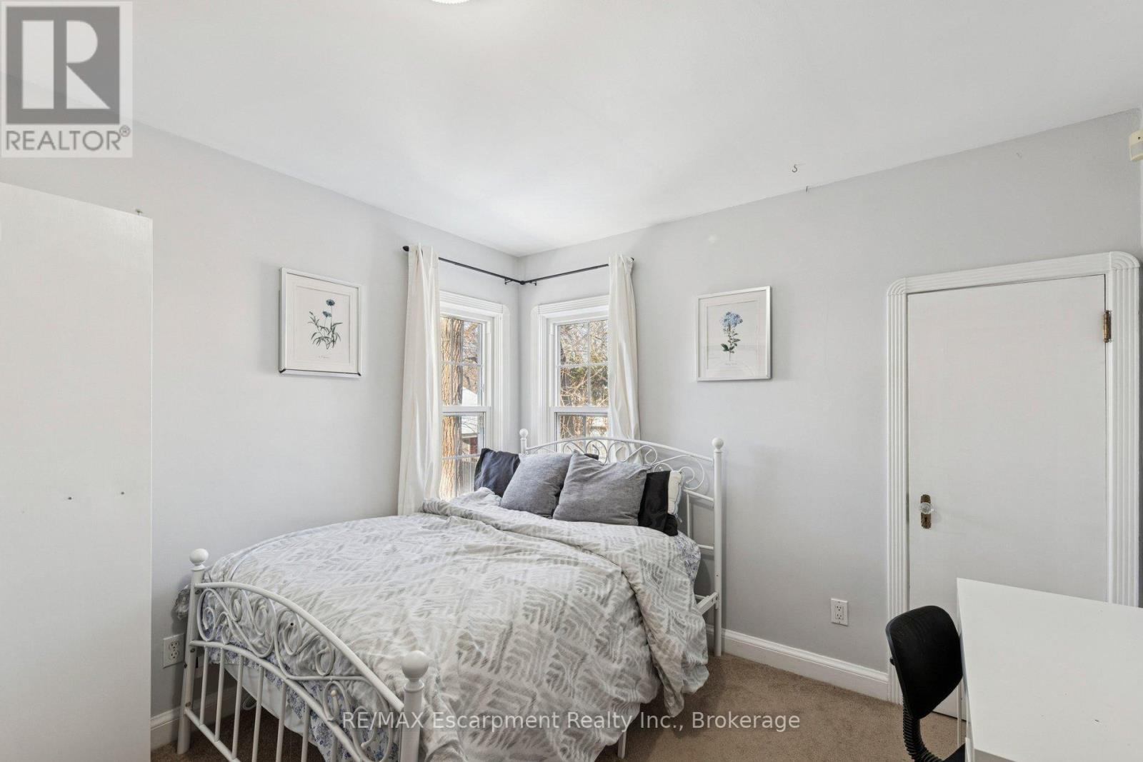 Photo 17 of 27 for 478 Cheapside Street