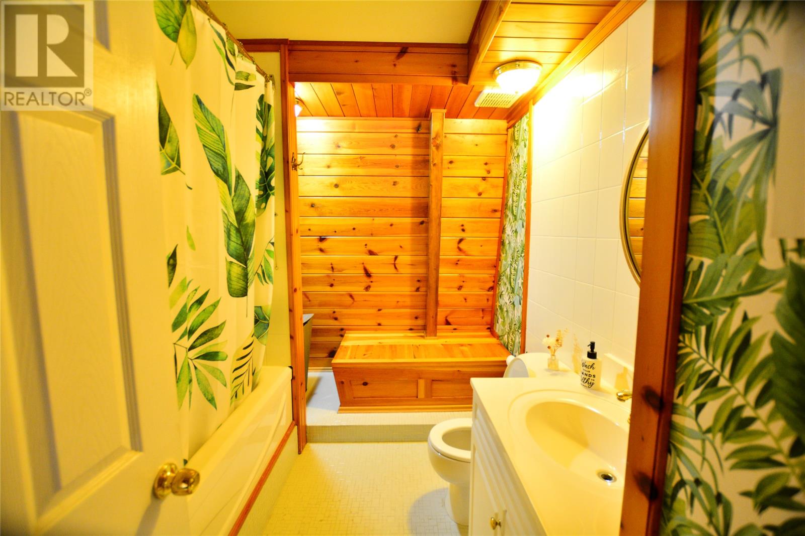 110-114 Point Road, Harbourmain-Chapel'scove-Lakeview, Newfoundland & Labrador  A0A 1V0 - Photo 26 - 1294235