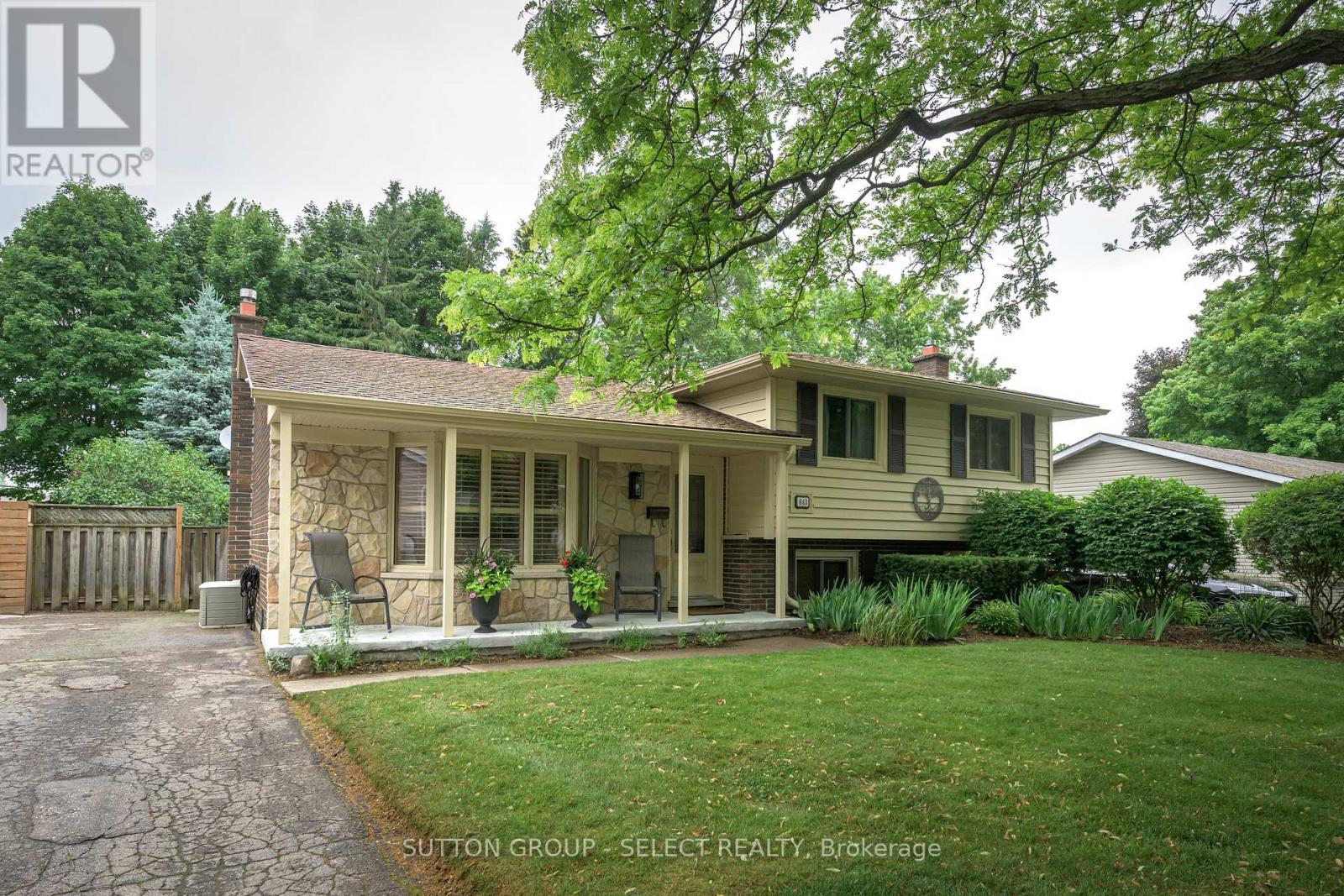 634 DUNBOYNE CRESCENT, London North, Ontario