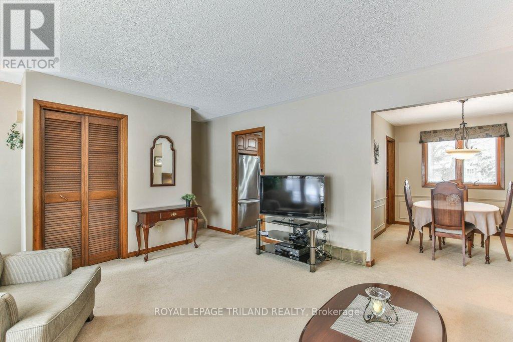 7 Hamber Court, London East, Ontario  N5W 1R4 - Photo 10 - X12747798