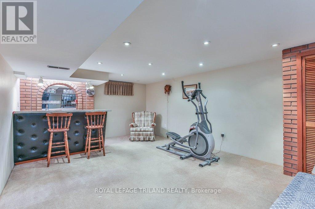 7 Hamber Court, London East, Ontario  N5W 1R4 - Photo 33 - X12747798