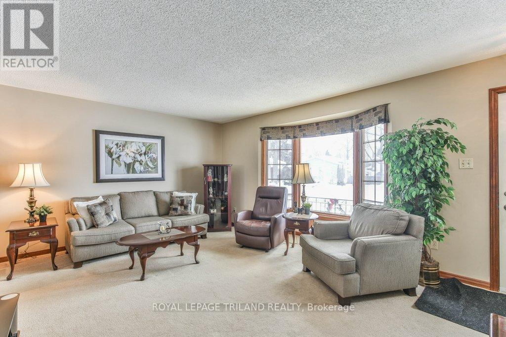 7 Hamber Court, London East, Ontario  N5W 1R4 - Photo 8 - X12747798