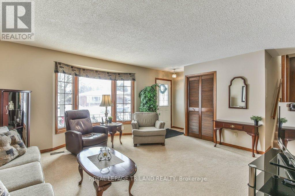 7 Hamber Court, London East, Ontario  N5W 1R4 - Photo 9 - X12747798