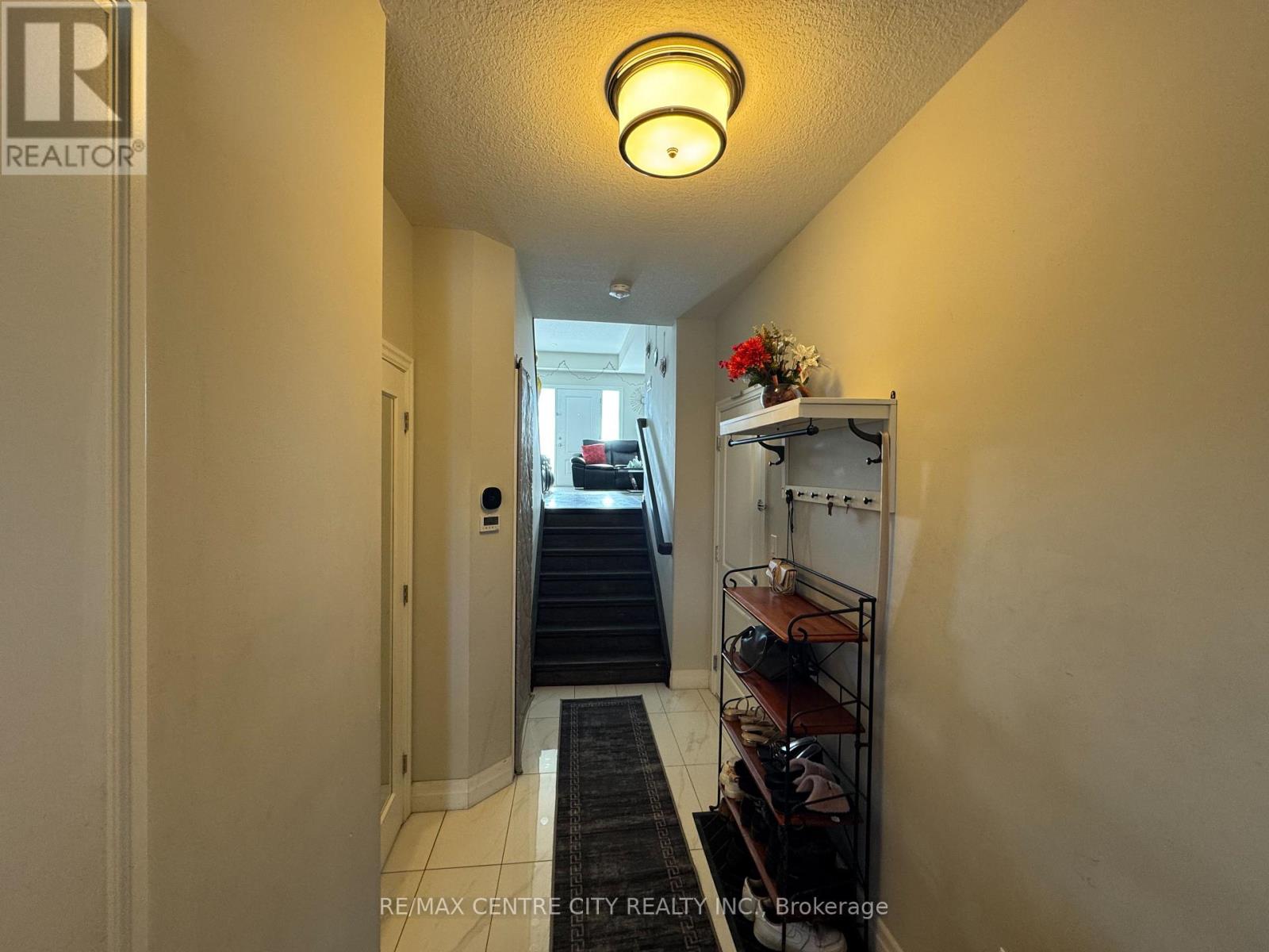 829 Sarnia Road, London North (North M), Ontario  N6H 0K3 - Photo 5 - X12747866