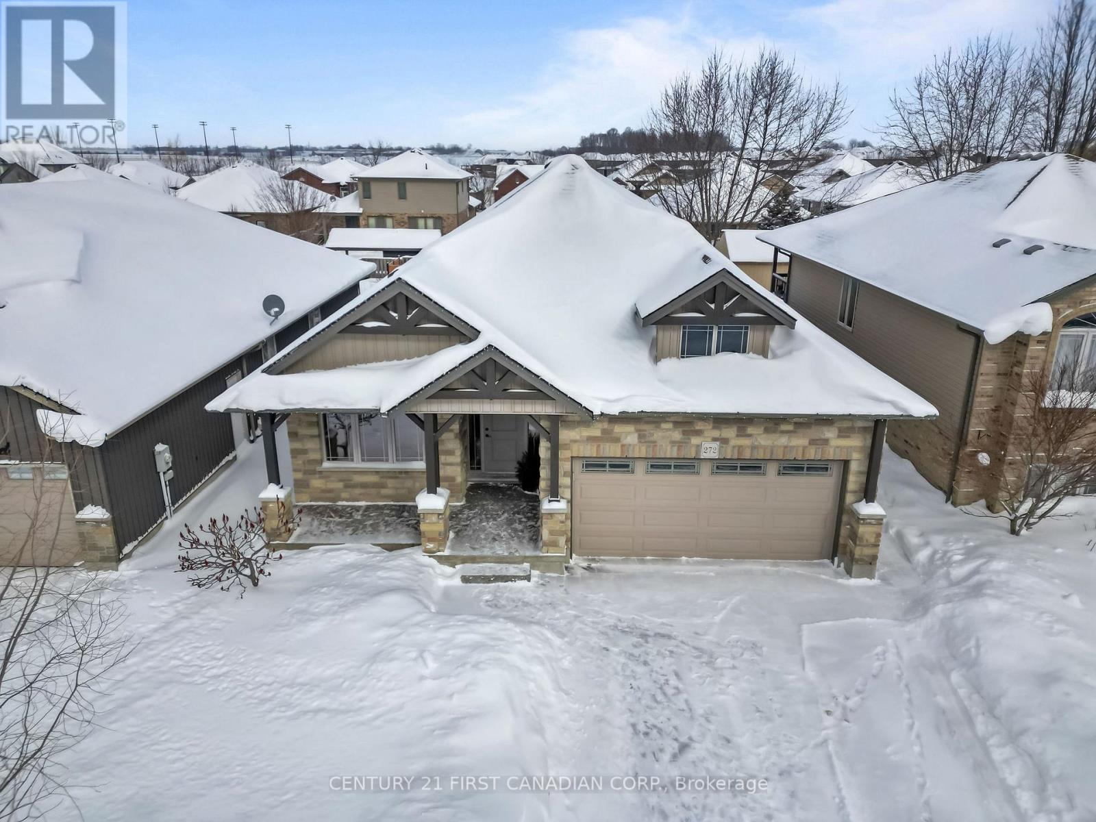 272 Walnut Street, Lucan Biddulph, Ontario  N0M 2J0 - Photo 2 - X12747908