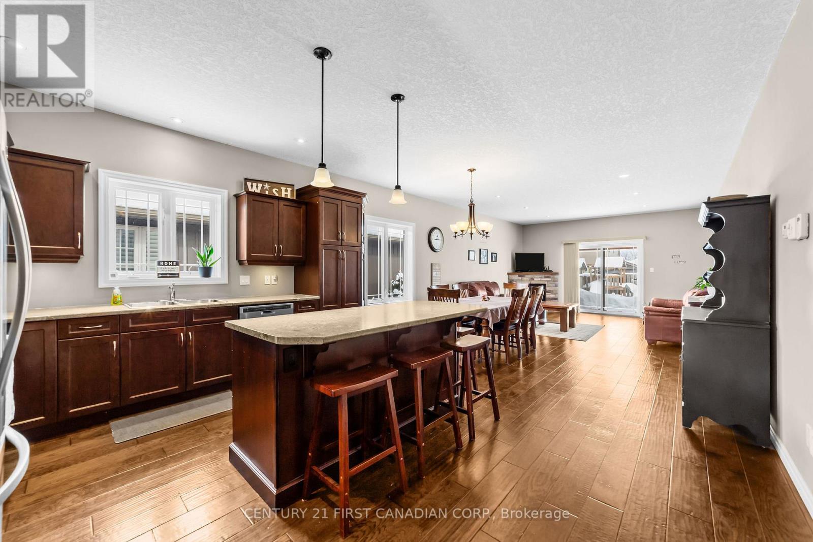 272 Walnut Street, Lucan Biddulph, Ontario  N0M 2J0 - Photo 7 - X12747908