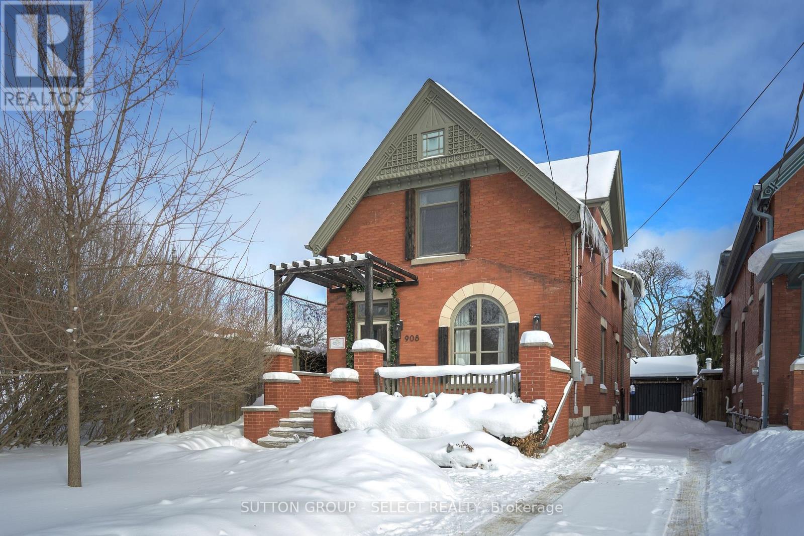 908 MAITLAND STREET, London East, Ontario