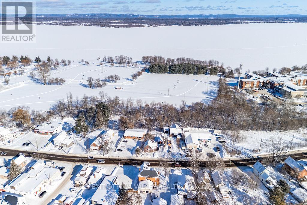 815 Pembroke Street W, Pembroke, Ontario  K8A 5P5 - Photo 39 - X12748076