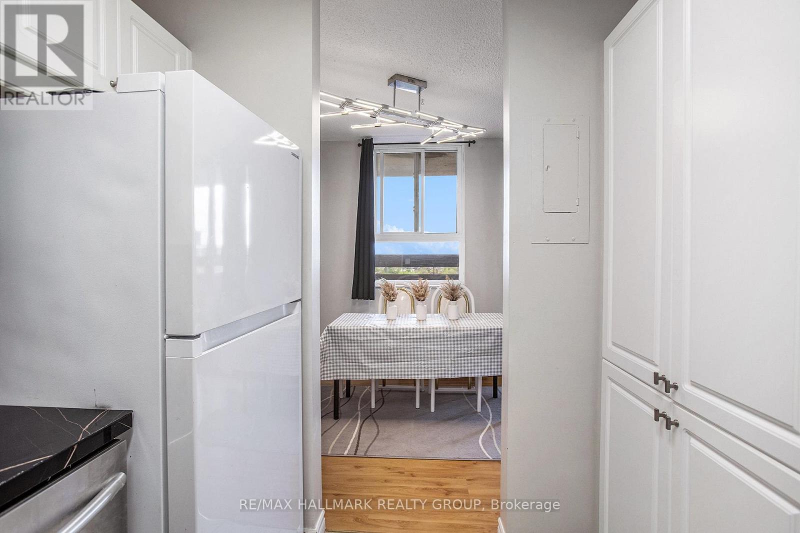 1508 - 2000 Jasmine Crescent, Ottawa, Ontario  K1J 8K4 - Photo 10 - X12747942