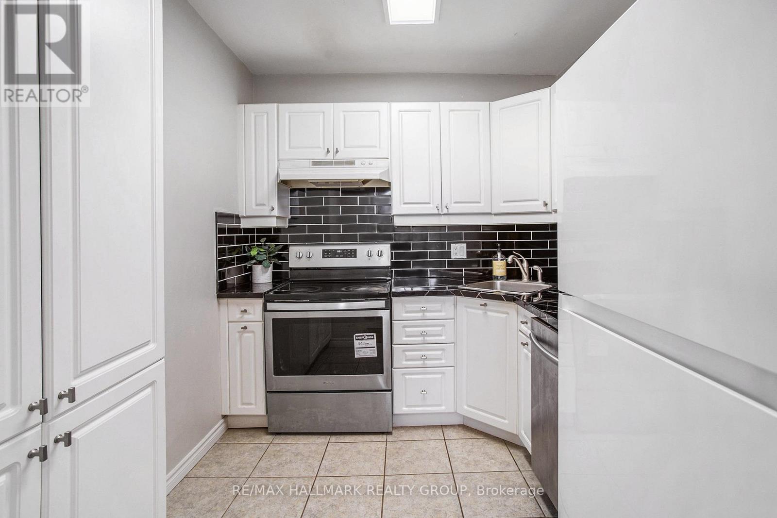 1508 - 2000 Jasmine Crescent, Ottawa, Ontario  K1J 8K4 - Photo 8 - X12747942