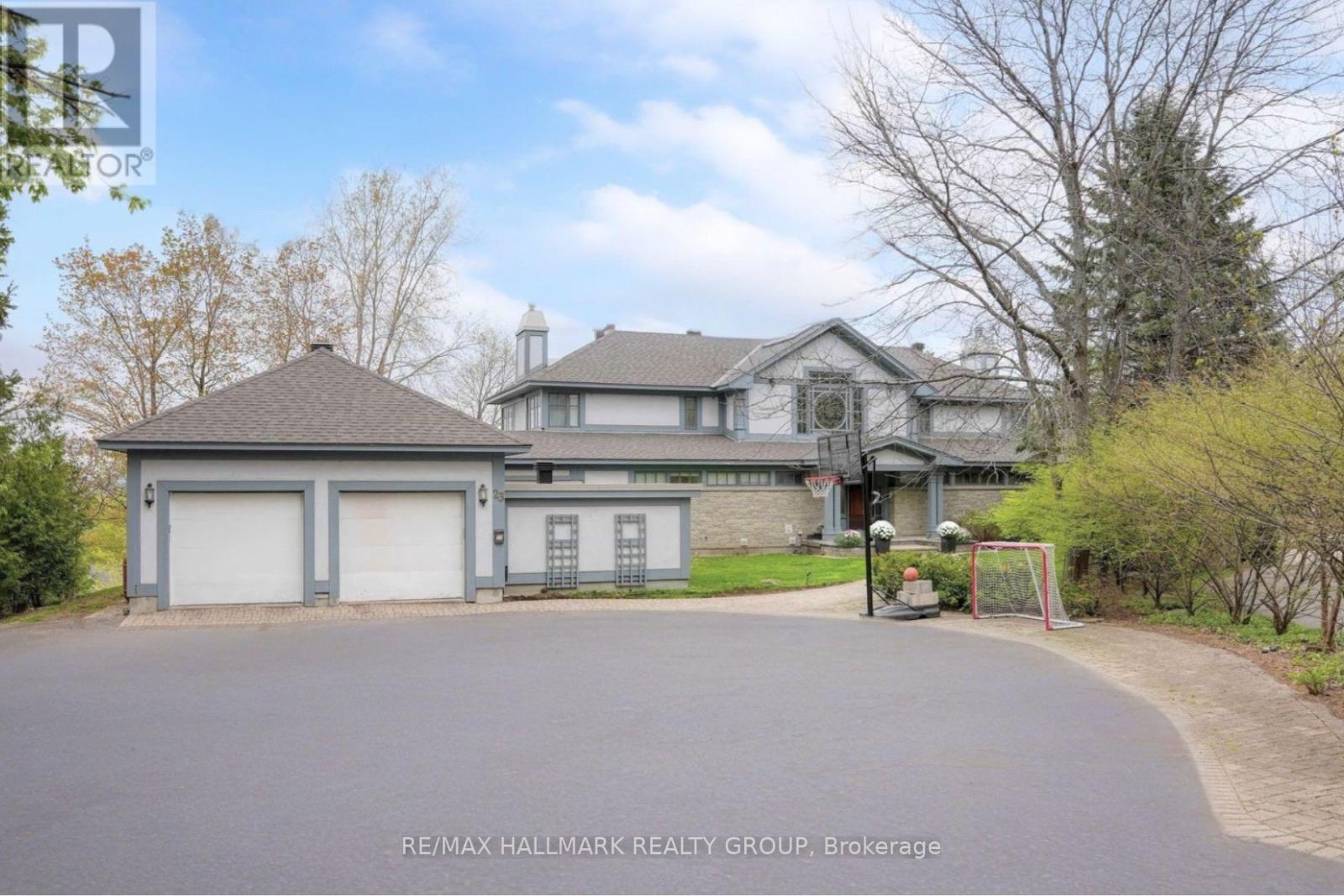 23 DAVIDSON DRIVE, ottawa, Ontario