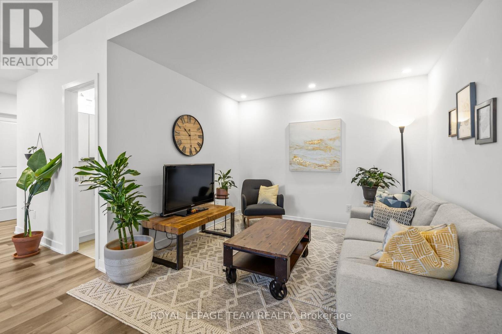 213 Big Sky Private, Ottawa, Ontario  K1T 0M8 - Photo 10 - X12748004