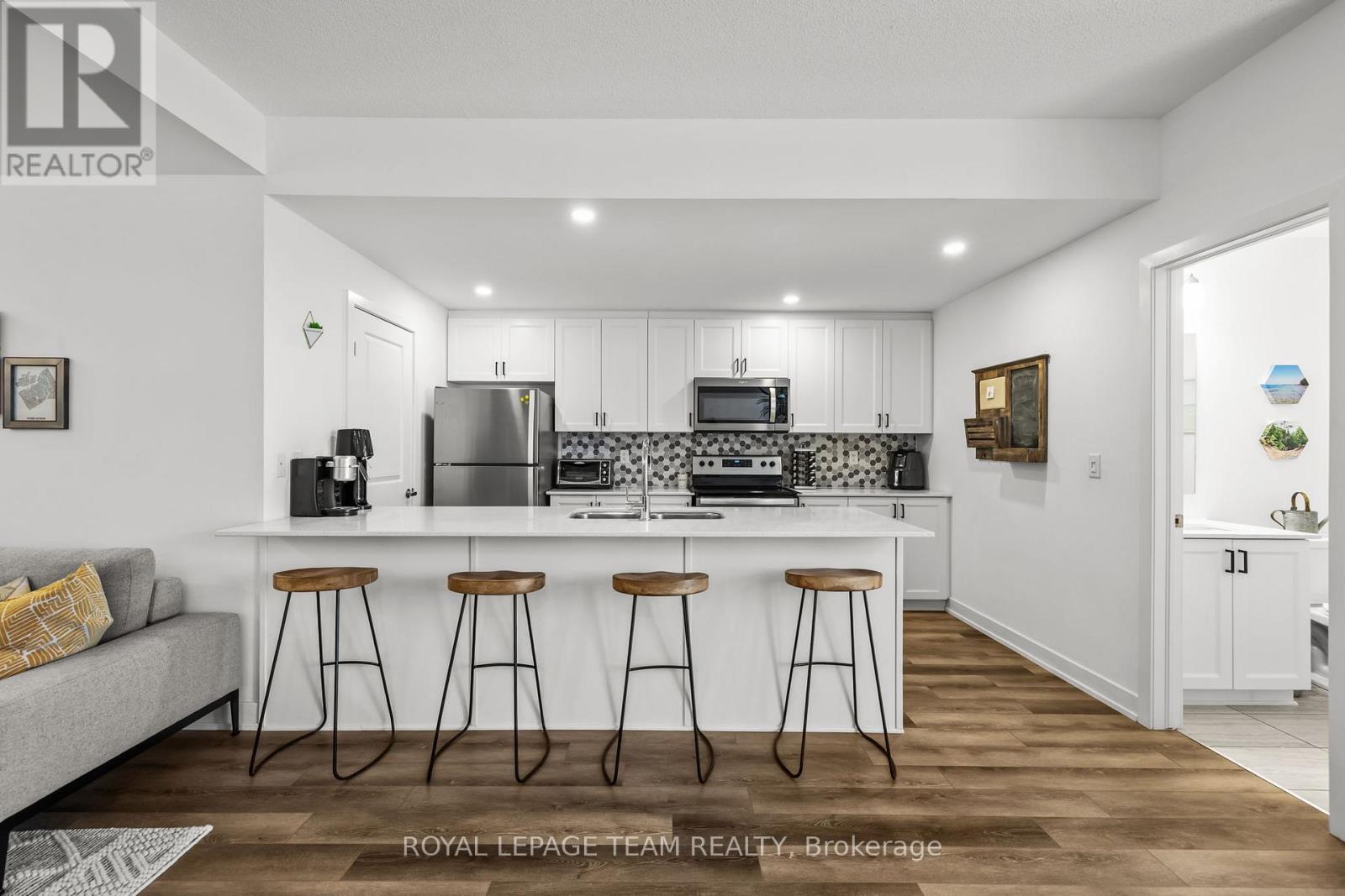 213 Big Sky Private, Ottawa, Ontario  K1T 0M8 - Photo 11 - X12748004