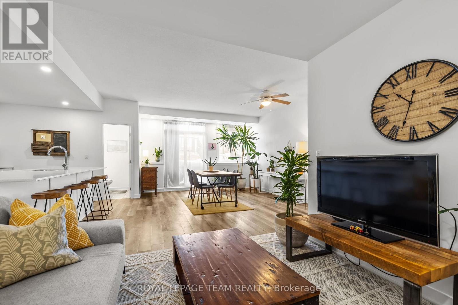 213 Big Sky Private, Ottawa, Ontario  K1T 0M8 - Photo 9 - X12748004