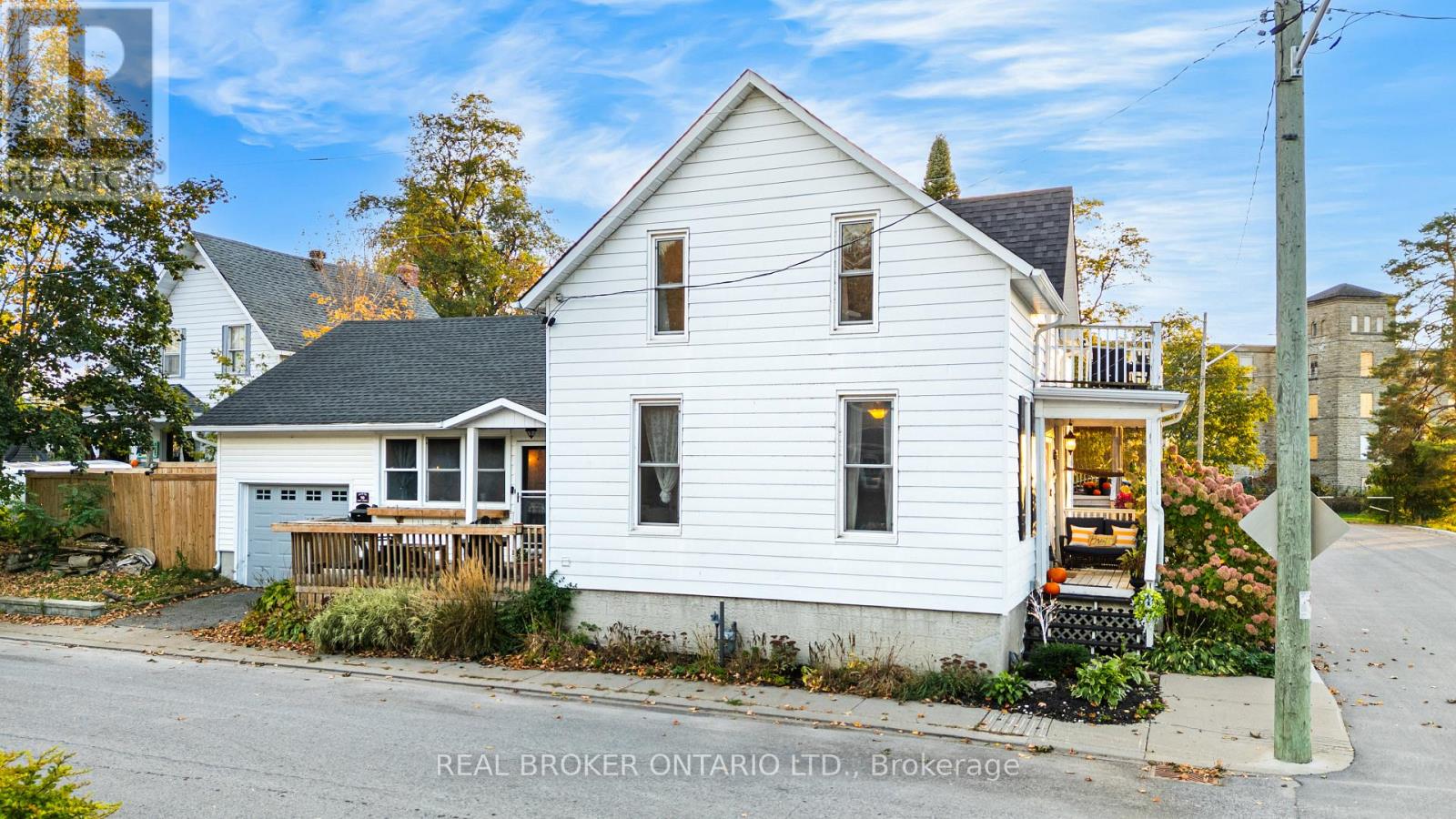 90 Emily Street, Carleton Place, Ontario  K7C 1S9 - Photo 5 - X12748126