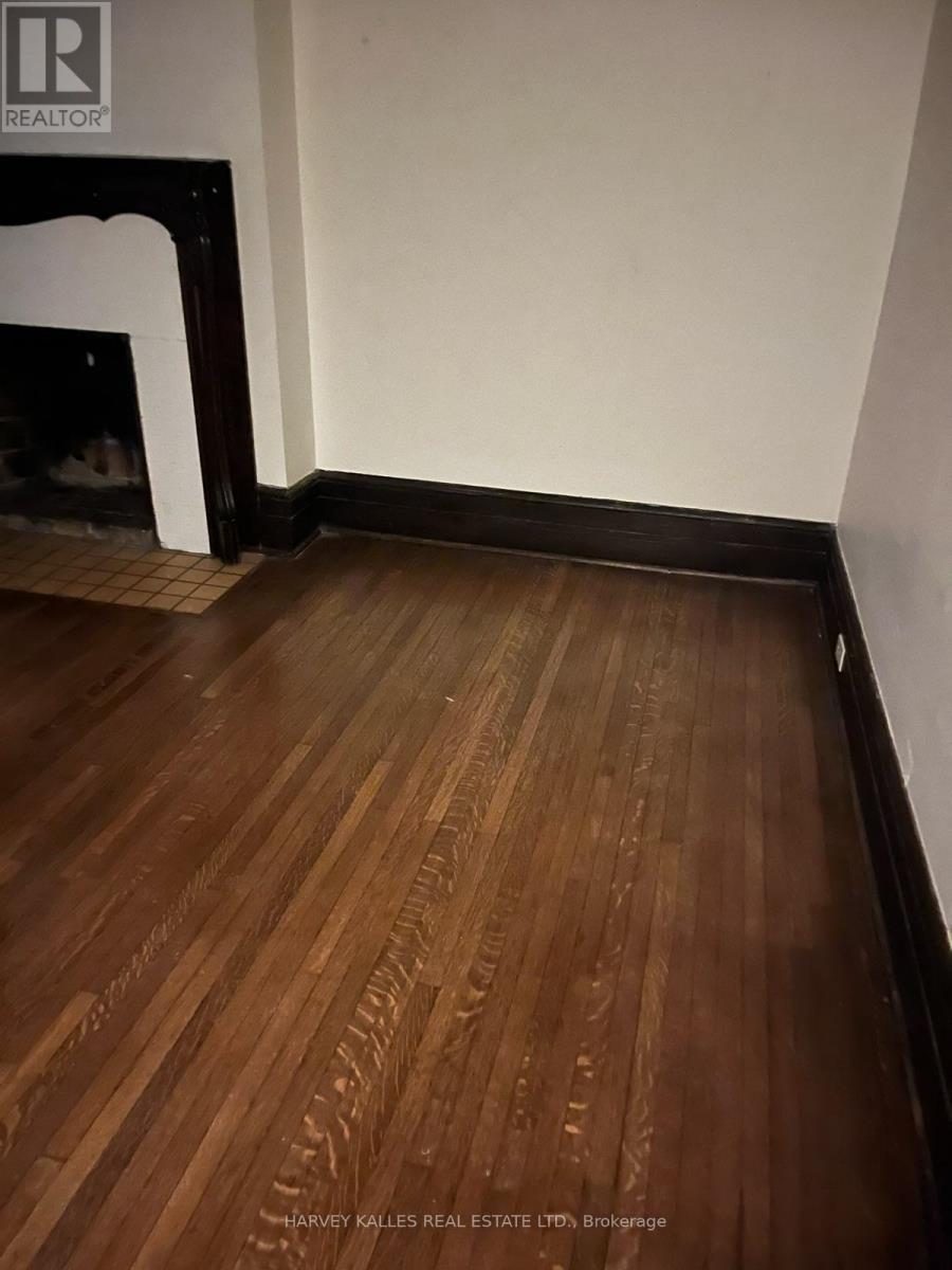 200 - 678 Huron Street, Toronto, Ontario  M5R 2R9 - Photo 2 - C12617396