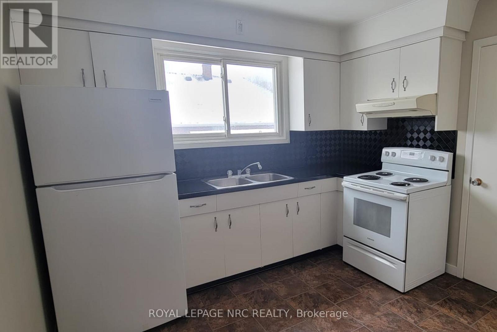 Unit 1 - 402 Fares Street, Port Colborne (Killaly East), Ontario  L3K 1X3 - Photo 4 - X12747904