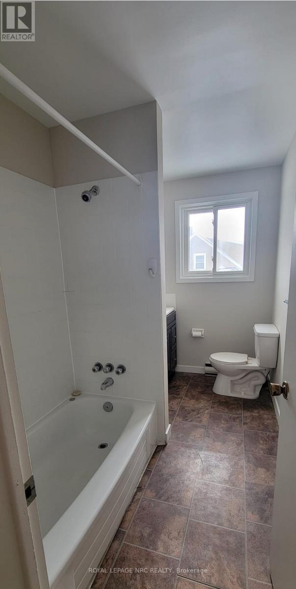 Unit 1 - 402 Fares Street, Port Colborne (Killaly East), Ontario  L3K 1X3 - Photo 8 - X12747904