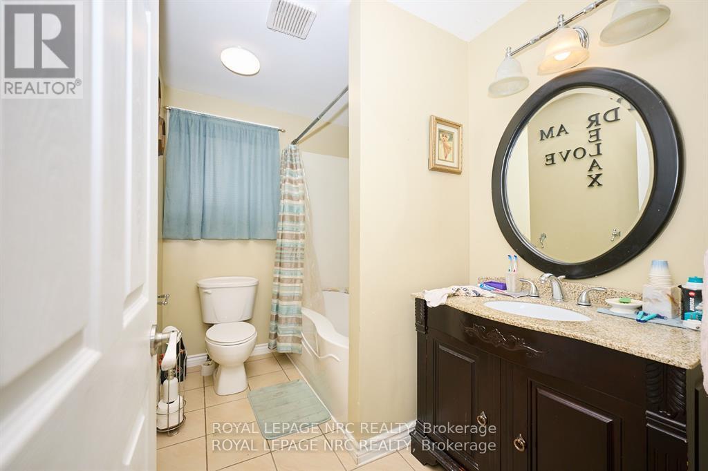 320 Morningstar Street, Welland (Lincoln/crowland), Ontario  L3B 5B3 - Photo 20 - X12747932