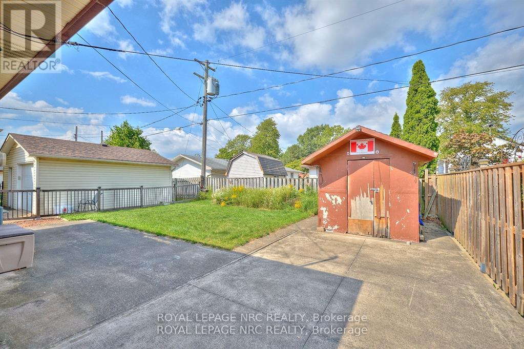 320 Morningstar Street, Welland (Lincoln/crowland), Ontario  L3B 5B3 - Photo 5 - X12747932