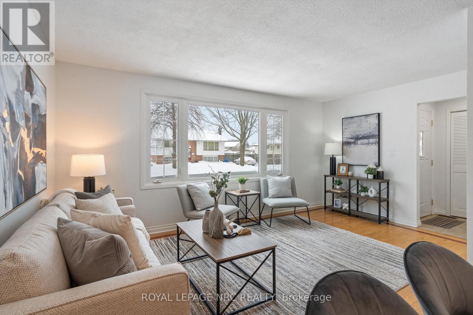 7952 Tad Street, Niagara Falls (West Wood), Ontario  L2H 1H7 - Photo 4 - X12748014