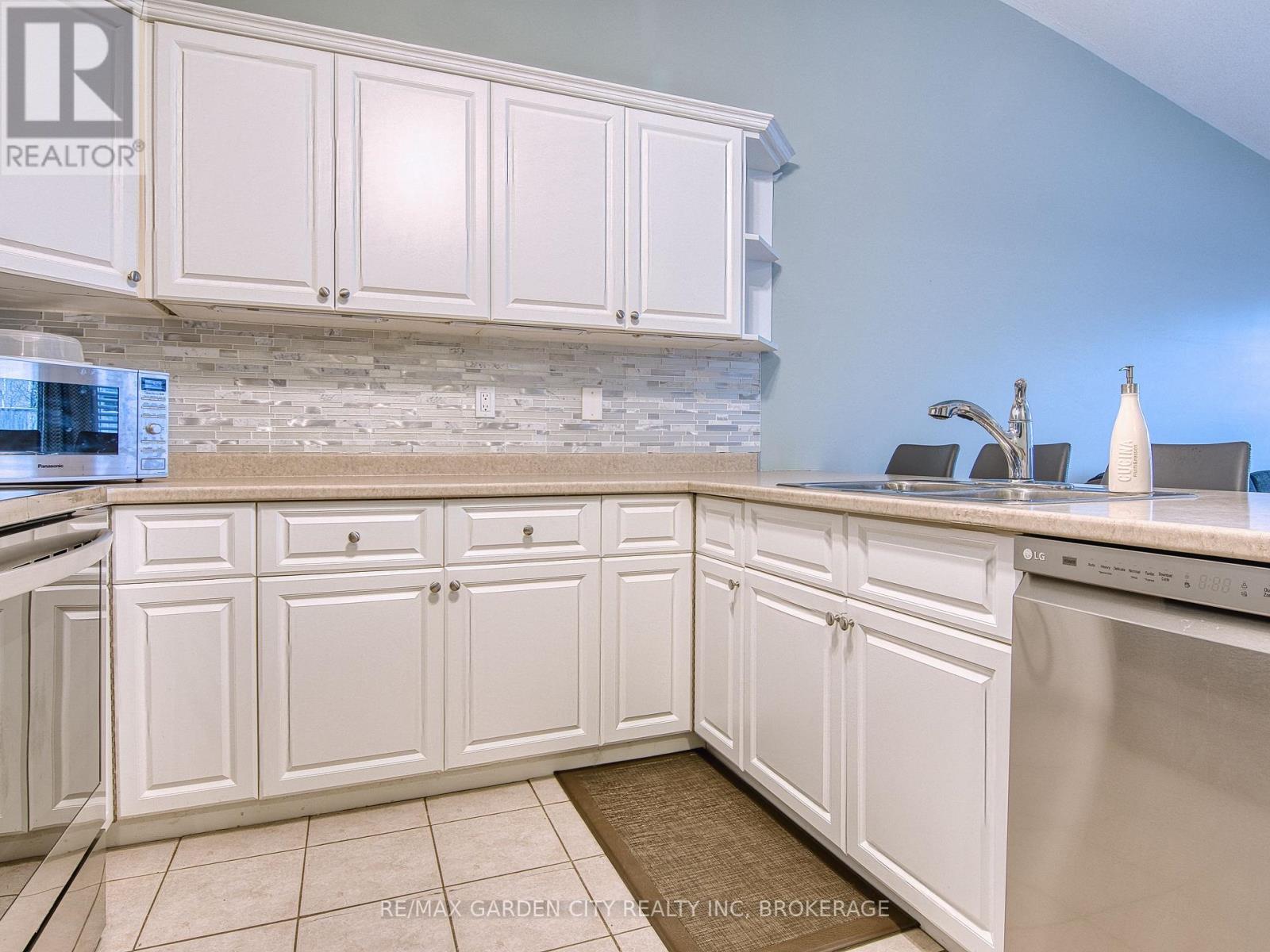 6191 Shane Crescent, Niagara Falls, Ontario  L2J 4K9 - Photo 10 - X12748082