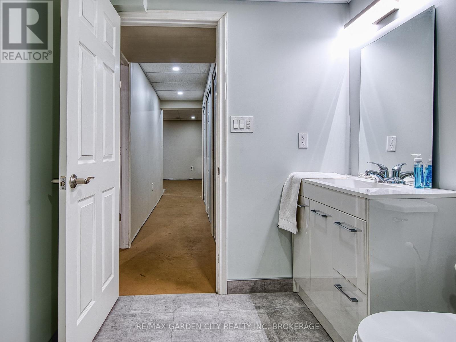 6191 Shane Crescent, Niagara Falls, Ontario  L2J 4K9 - Photo 30 - X12748082