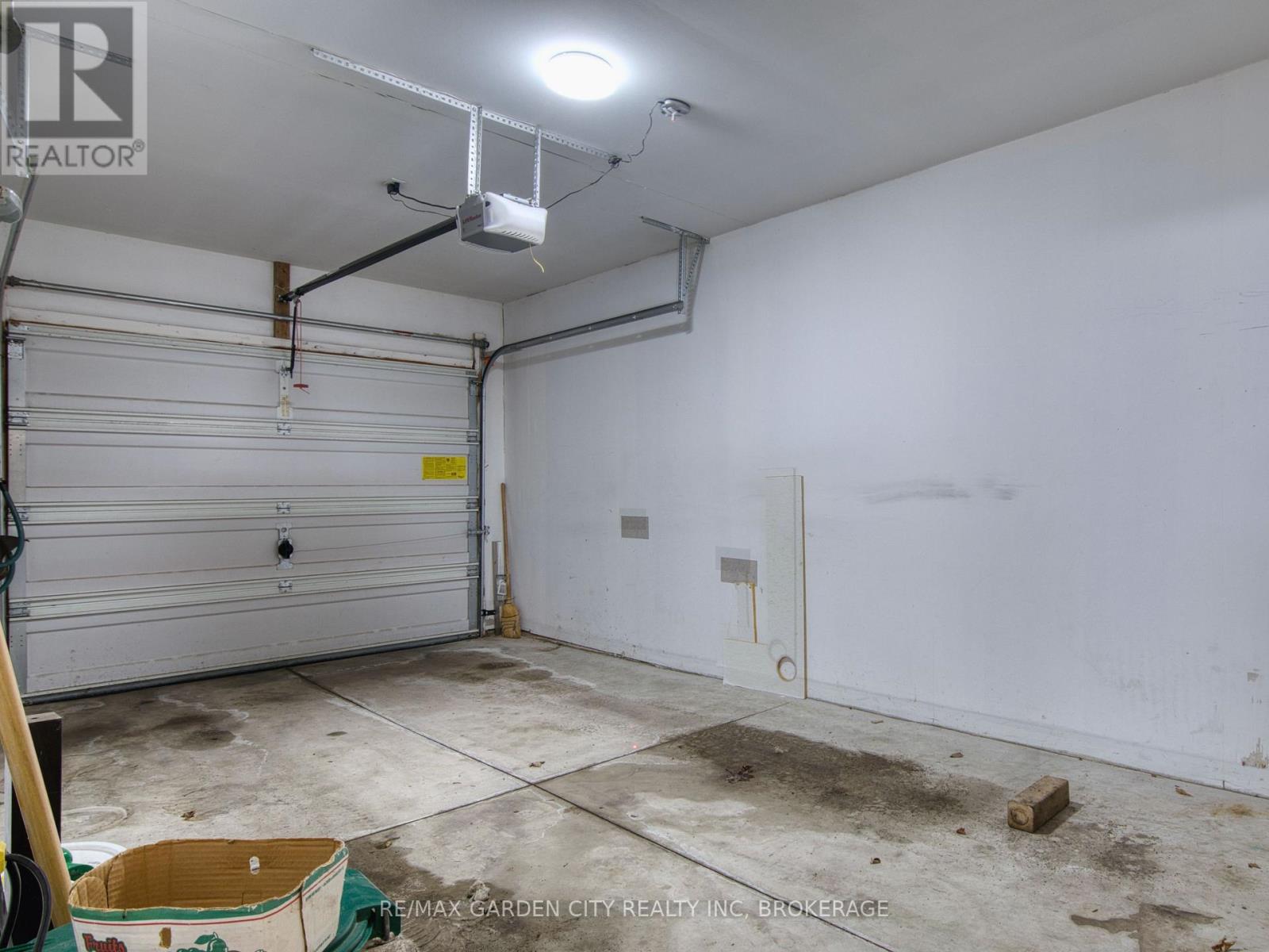 6191 Shane Crescent, Niagara Falls, Ontario  L2J 4K9 - Photo 34 - X12748082