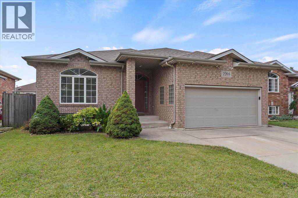 2205 Randolph Avenue, Windsor, Ontario N9B 3V9 - Photo 2 - 26002311