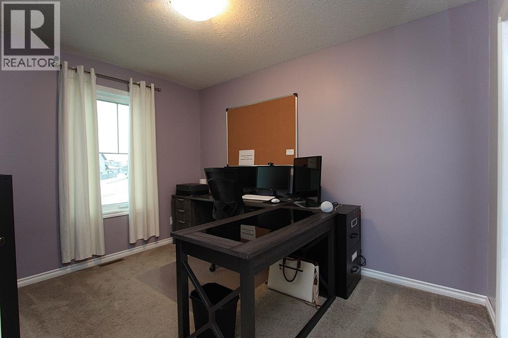 7514 40 Avenue, Camrose, Alberta  T4V 4C1 - Photo 28 - A2281912