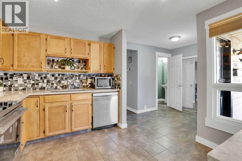 208 Midpark Gardens Se, Calgary, Alberta  T2X 1N7 - Photo 13 - A2280656