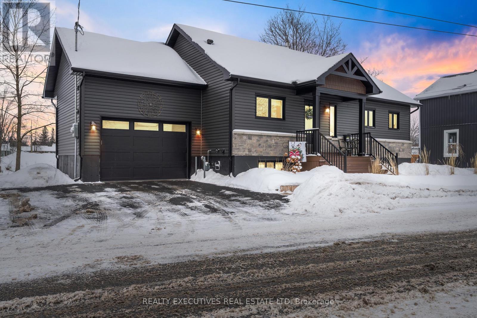 69 MILL STREET, North Dundas, Ontario