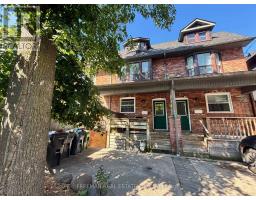 UPPER - 340 HOWLAND AVENUE, Toronto, Ontario