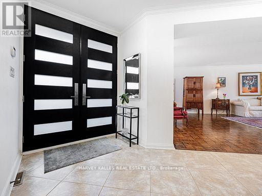 92 Prue Avenue, Toronto, Ontario  M6B 1R5 - Photo 4 - C12747826