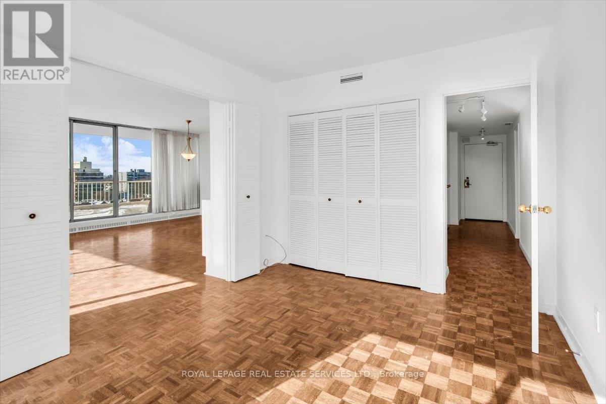 1005 - 190 St George Street, Toronto, Ontario  M5R 2N4 - Photo 17 - C12747868