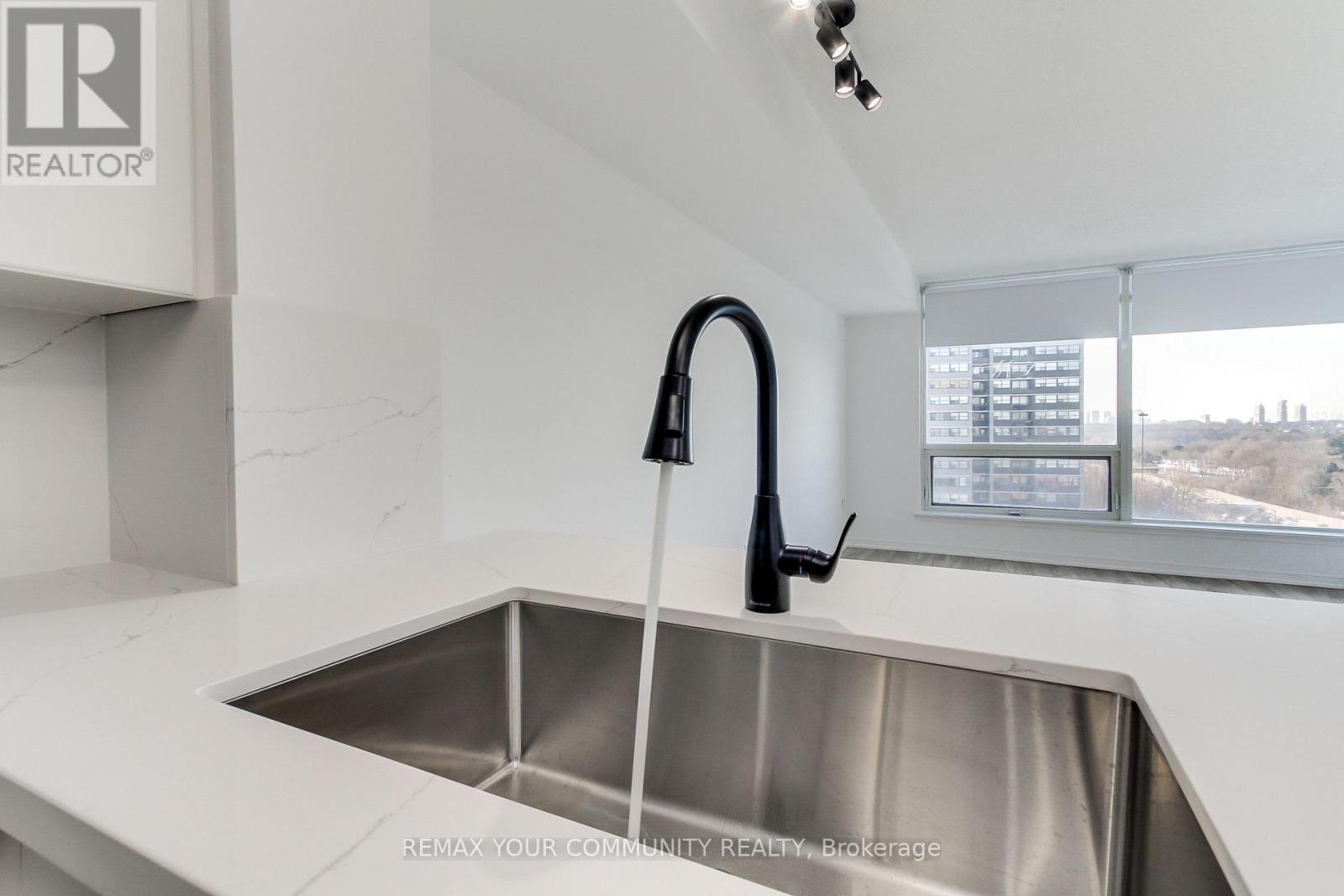 1010 - 18 Valley Woods Road, Toronto, Ontario  M3A 0A1 - Photo 12 - C12747880