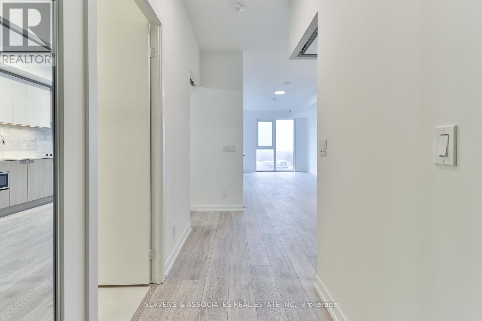 1103 - 2020 Bathurst Street, Toronto, Ontario  M5P 3L1 - Photo 4 - C12747882