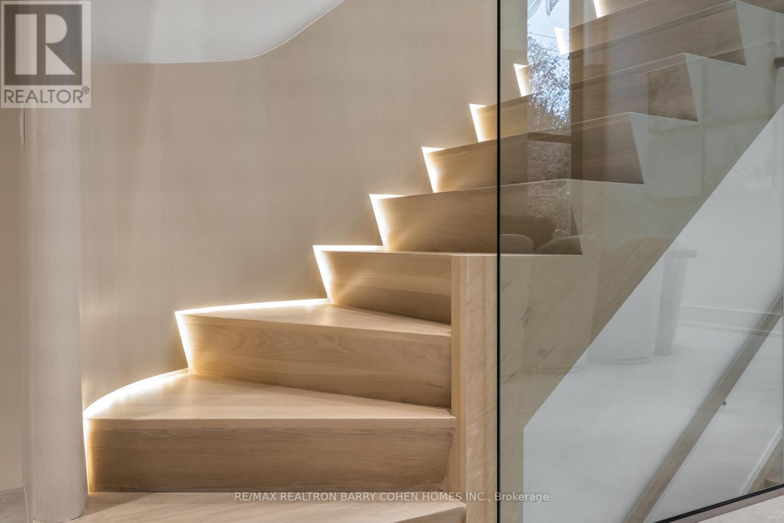 39 Chudleigh Avenue, Toronto, Ontario  M4R 1T1 - Photo 11 - C12747954