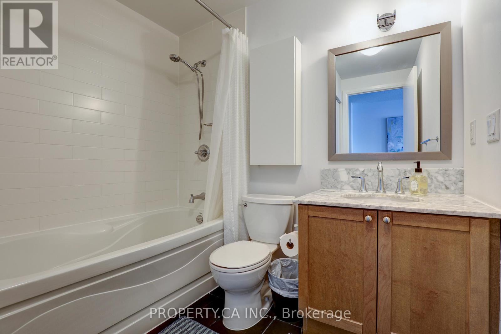 3712 - 2191 Yonge Street, Toronto, Ontario  M4S 3H8 - Photo 10 - C12747968