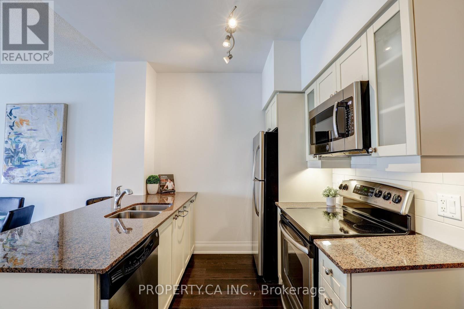 3712 - 2191 Yonge Street, Toronto, Ontario  M4S 3H8 - Photo 4 - C12747968